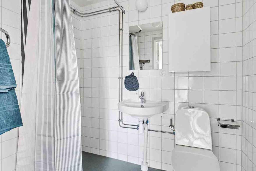 Bright Apartment In Park Environment Λουντ Εξωτερικό φωτογραφία